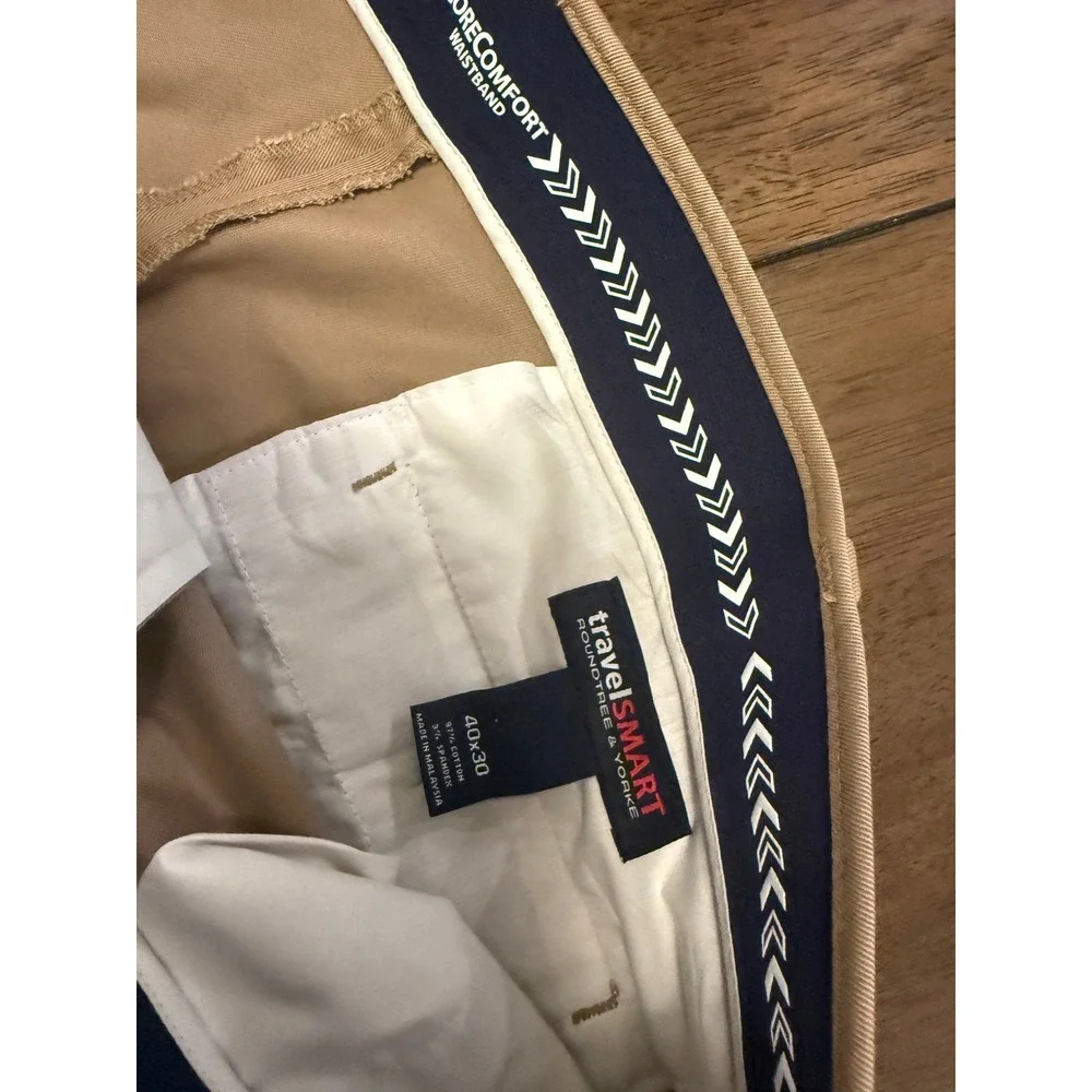 Roundtree & Yorke TravelSmart Mens 40x30 Khaki Chino Pants CoreComfort Stretch
